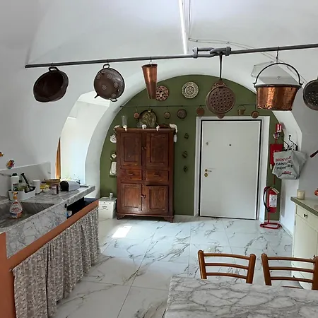 Casa Boru - A Beautiful Fully Restored Spacious House With Fantastic Views Semesterbostad Calice al Cornoviglio
