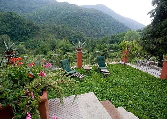 Casa Boru - A Beautiful Fully Restored Spacious House With Fantastic Views Сasa de vacaciones Calice al Cornoviglio