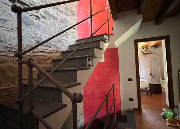 Casa Boru - A Beautiful Fully Restored Spacious House With Fantastic Views Feriehus Calice al Cornoviglio